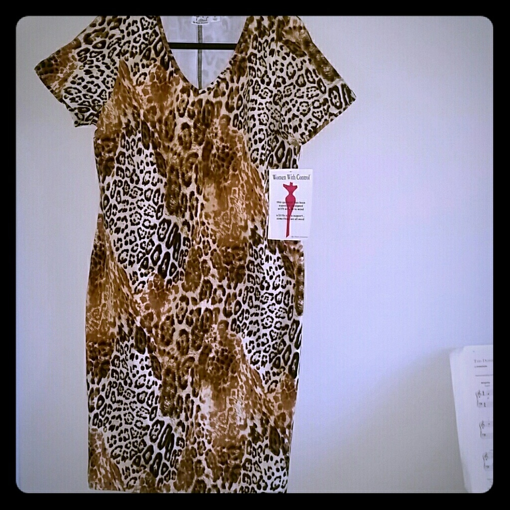 Women With Control Animal Print Dress sz.M
